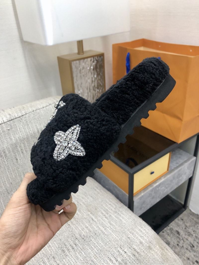 Louis Vuitton Slippers